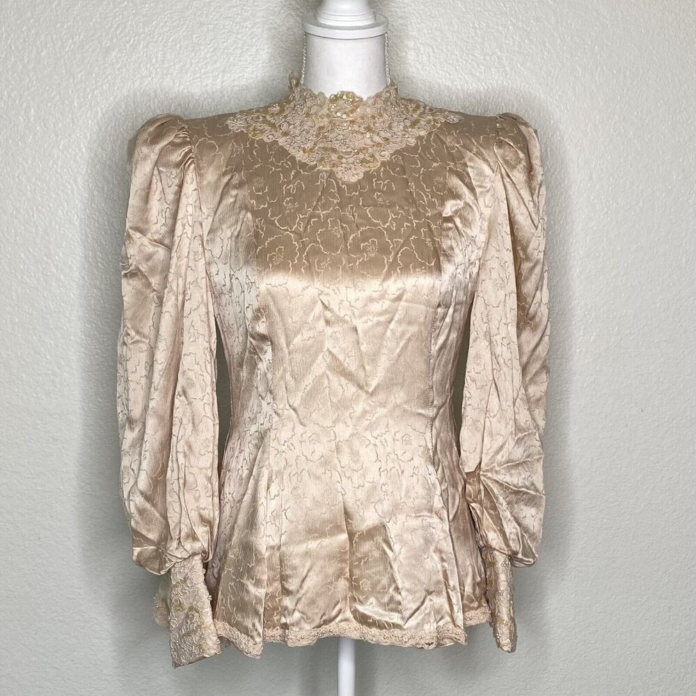 Rina Di Montella Top Women's Peach Sz 4 Textured Silk Lace and Pearls Vintage